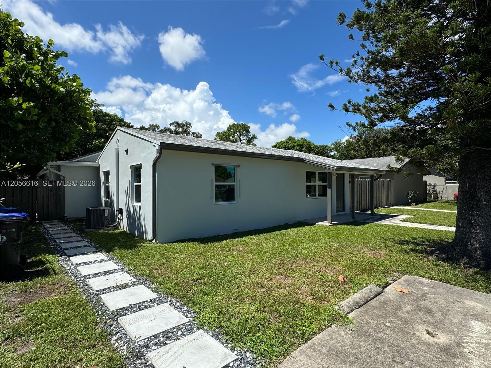   /  2555 sq. ft. $ 2026-07-20 0 foto