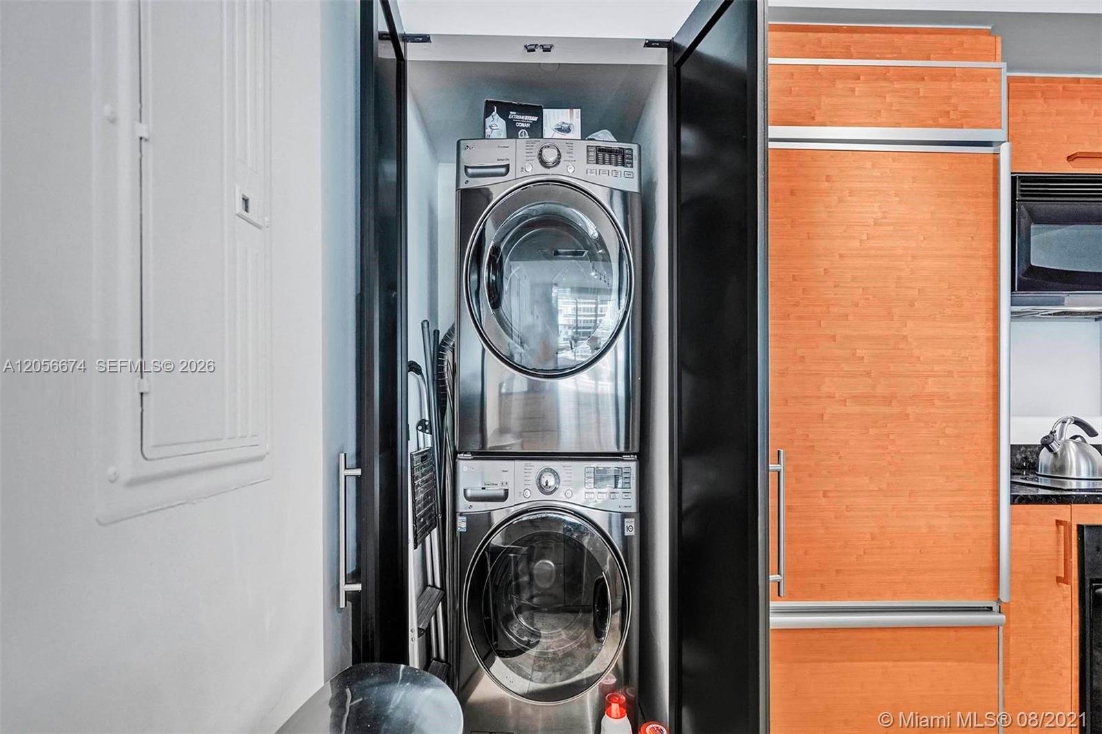 1210 1 / 2 1337 sq. ft. $ 2026-07-20 0 foto