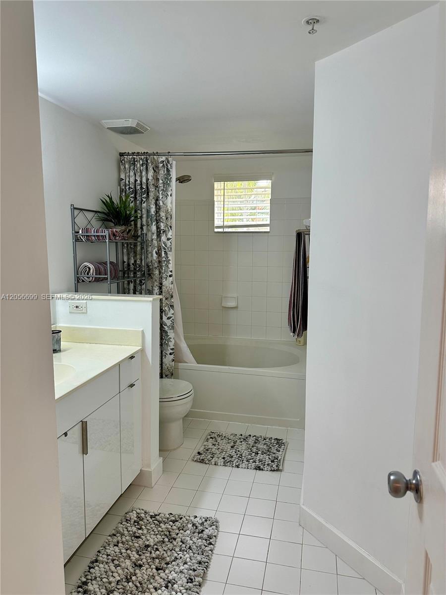 Photo of 17100 Bay Rd  #1209, Sunny Isles Beach, Florida, 33160 - 