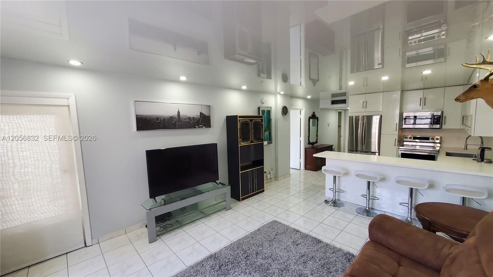 Photo of 1849 Ocean Dr  #505, Hallandale Beach, Florida, 33009 - 