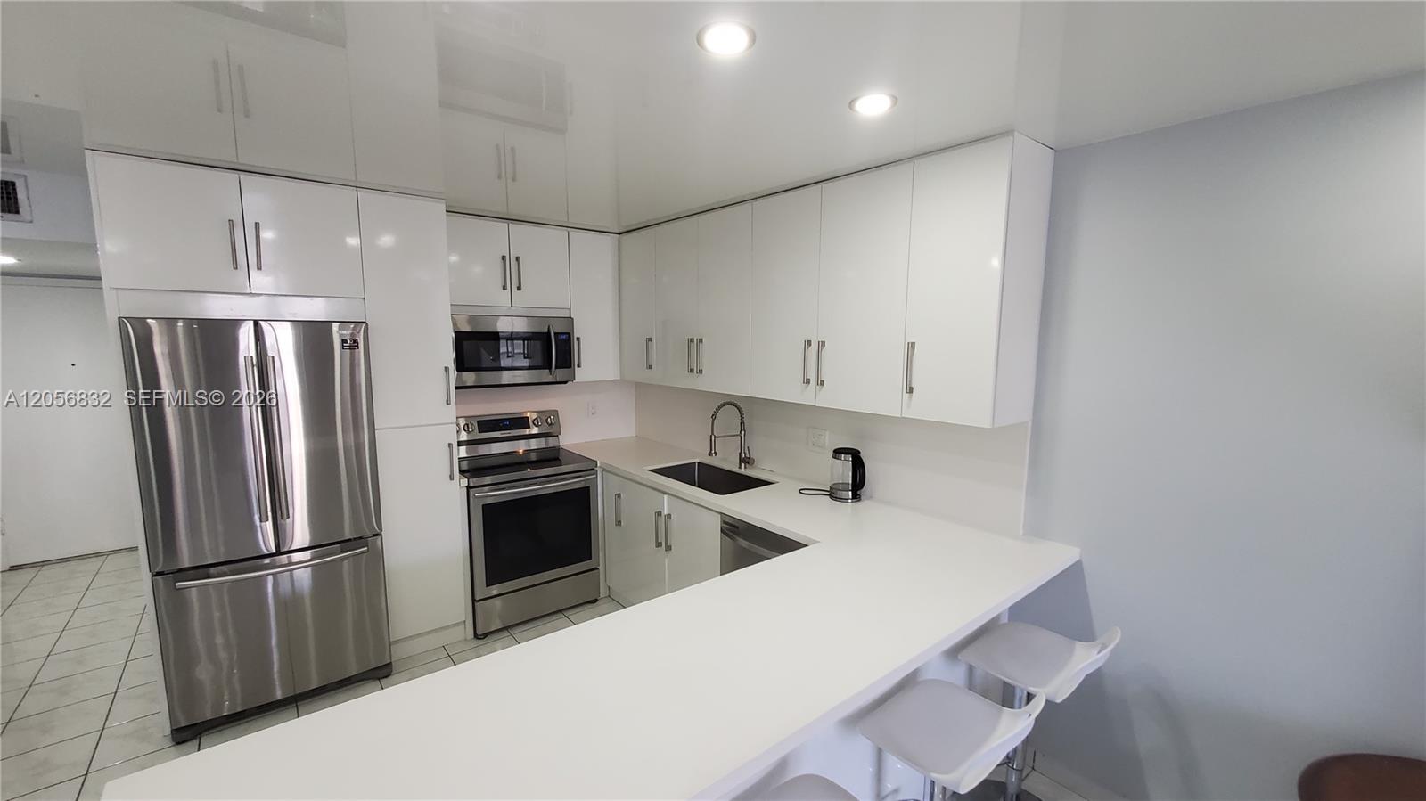 Photo of 1849 Ocean Dr  #505, Hallandale Beach, Florida, 33009 - 