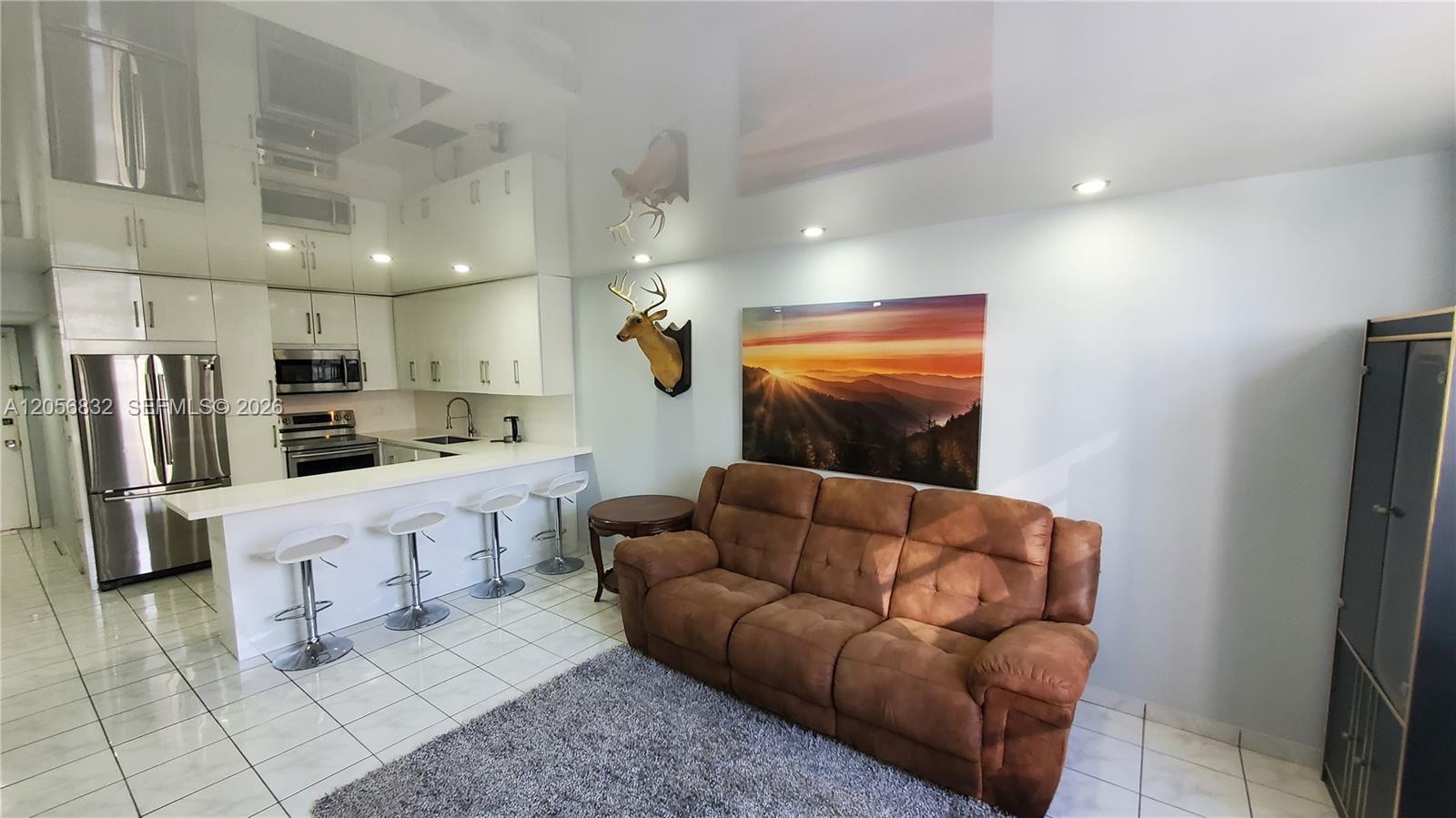 Photo of 1849 Ocean Dr  #505, Hallandale Beach, Florida, 33009 - 
