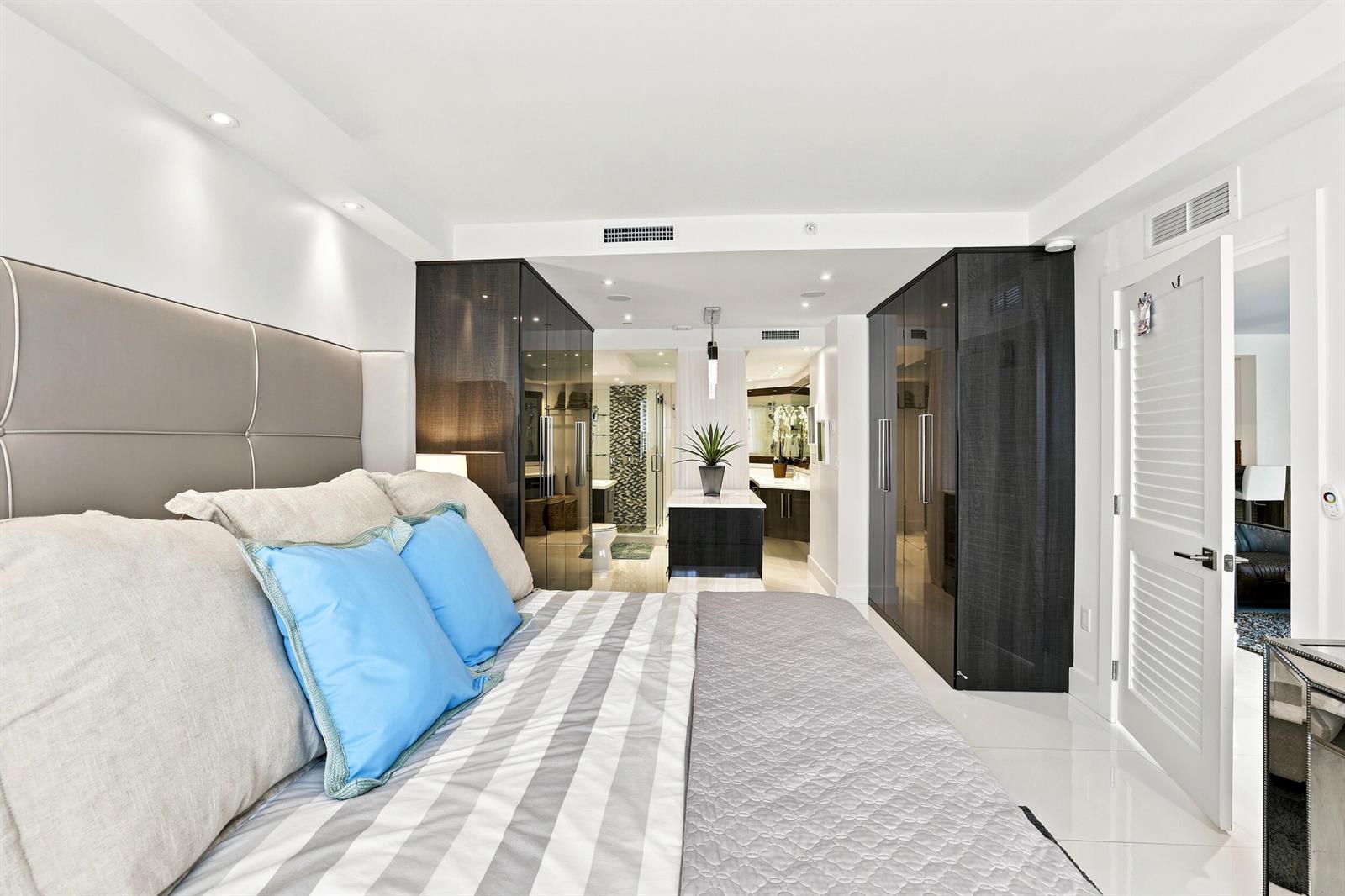 Photo of 17100 BAY  #1401, Sunny Isles Beach, Florida, 33160 - 025_tfSX