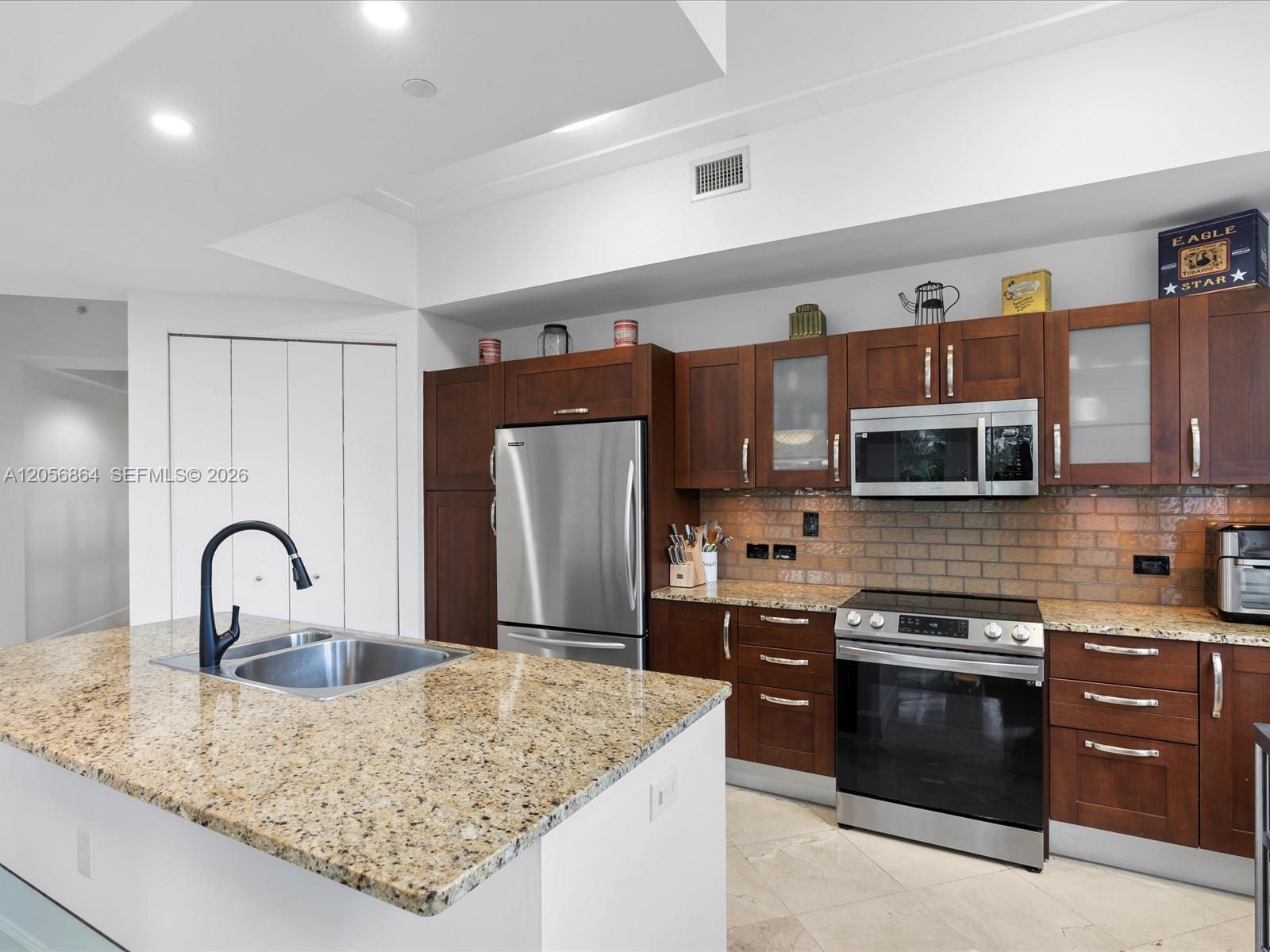 Photo of 20000 Country Club Dr #416, Aventura, Florida, 33180 -