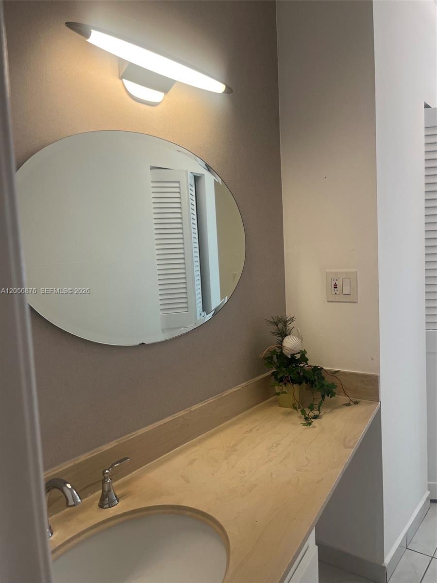 207 2 / 2 1350 sq. ft. $ 2026-07-20 0 Photo