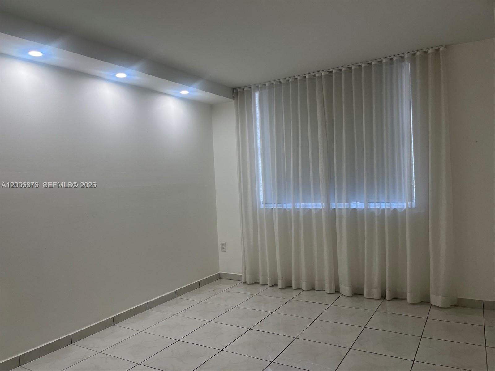 207 2 / 2 1350 sq. ft. $ 2026-07-20 0 Photo