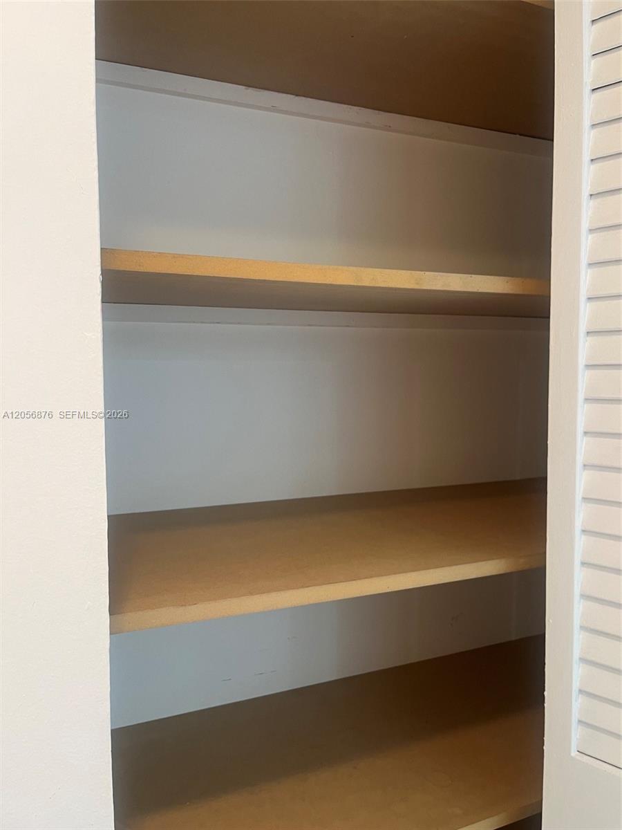 207 2 / 2 1350 sq. ft. $ 2026-07-20 0 Photo