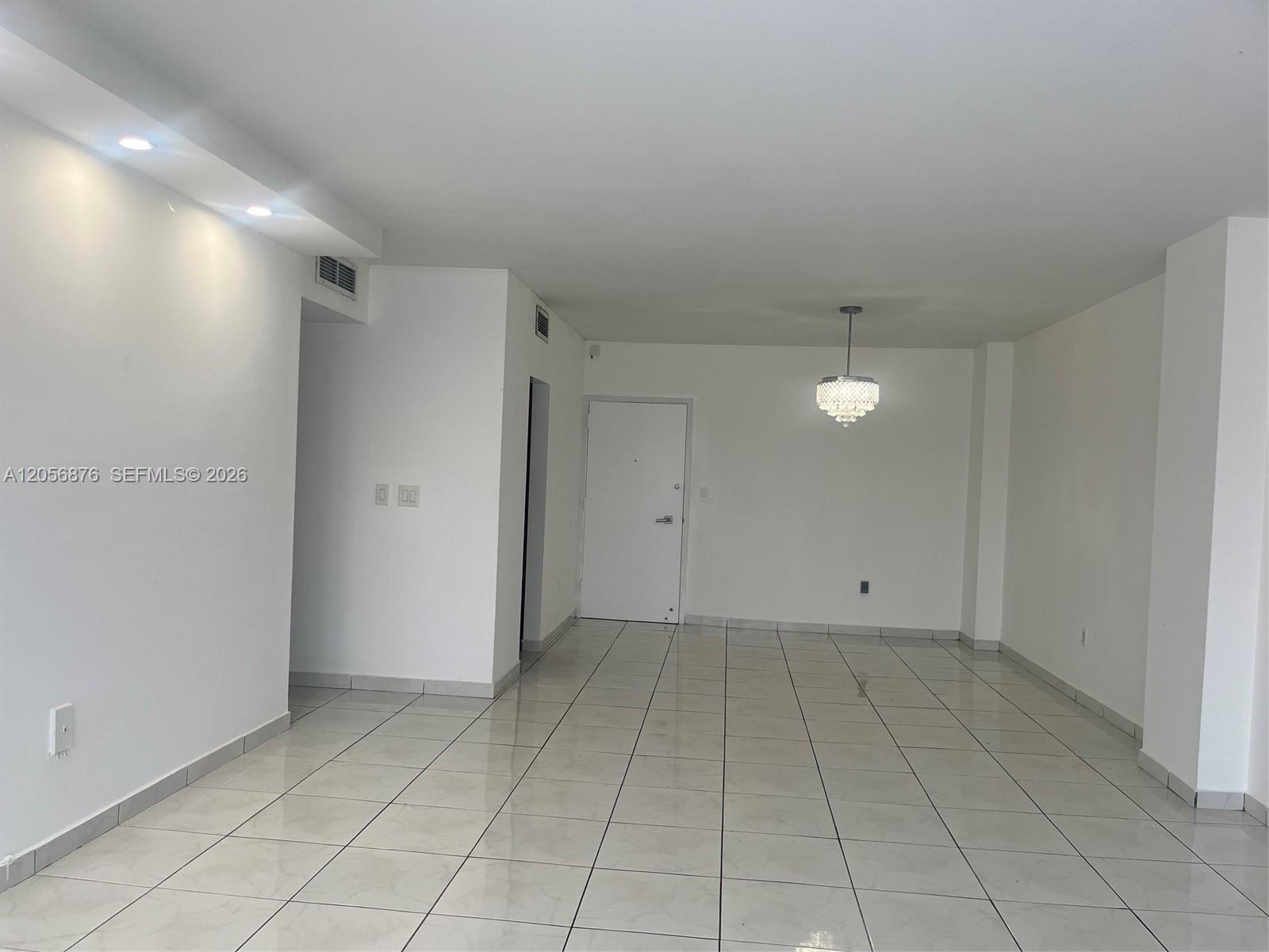 207 2 / 2 1350 sq. ft. $ 2026-07-20 0 Photo
