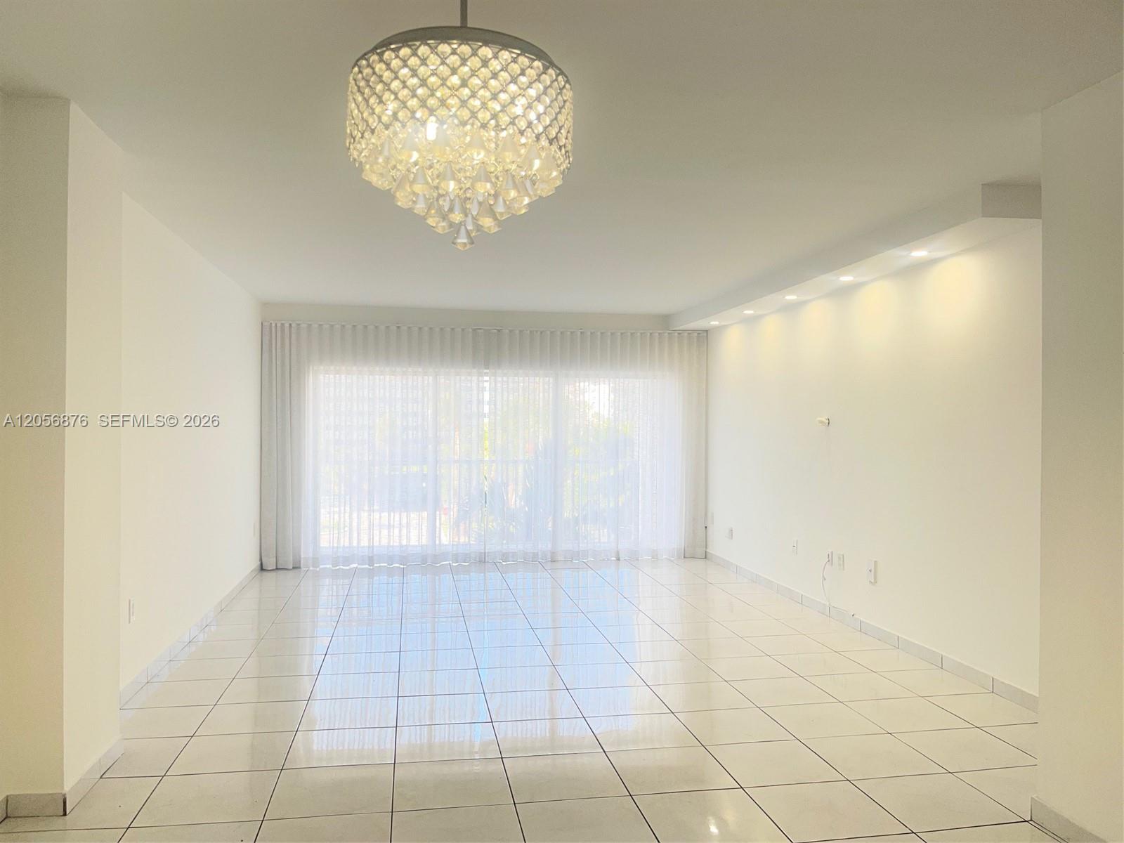 207 2 / 2 1350 sq. ft. $ 2026-07-20 0 Photo