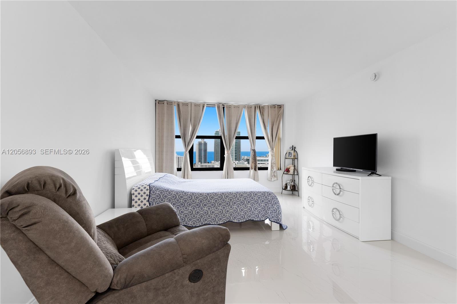 Photo of 2500 PARKVIEW DR #2405, Hallandale Beach, Florida, 33009 -