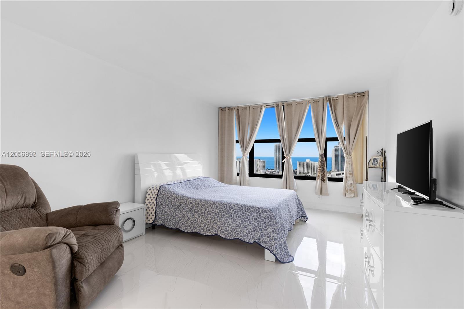 Photo of 2500 PARKVIEW DR #2405, Hallandale Beach, Florida, 33009 -