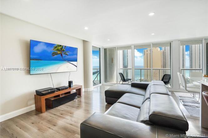 Photo of 16400 Collins Ave  #1942, Sunny Isles Beach, Florida, 33160 - 