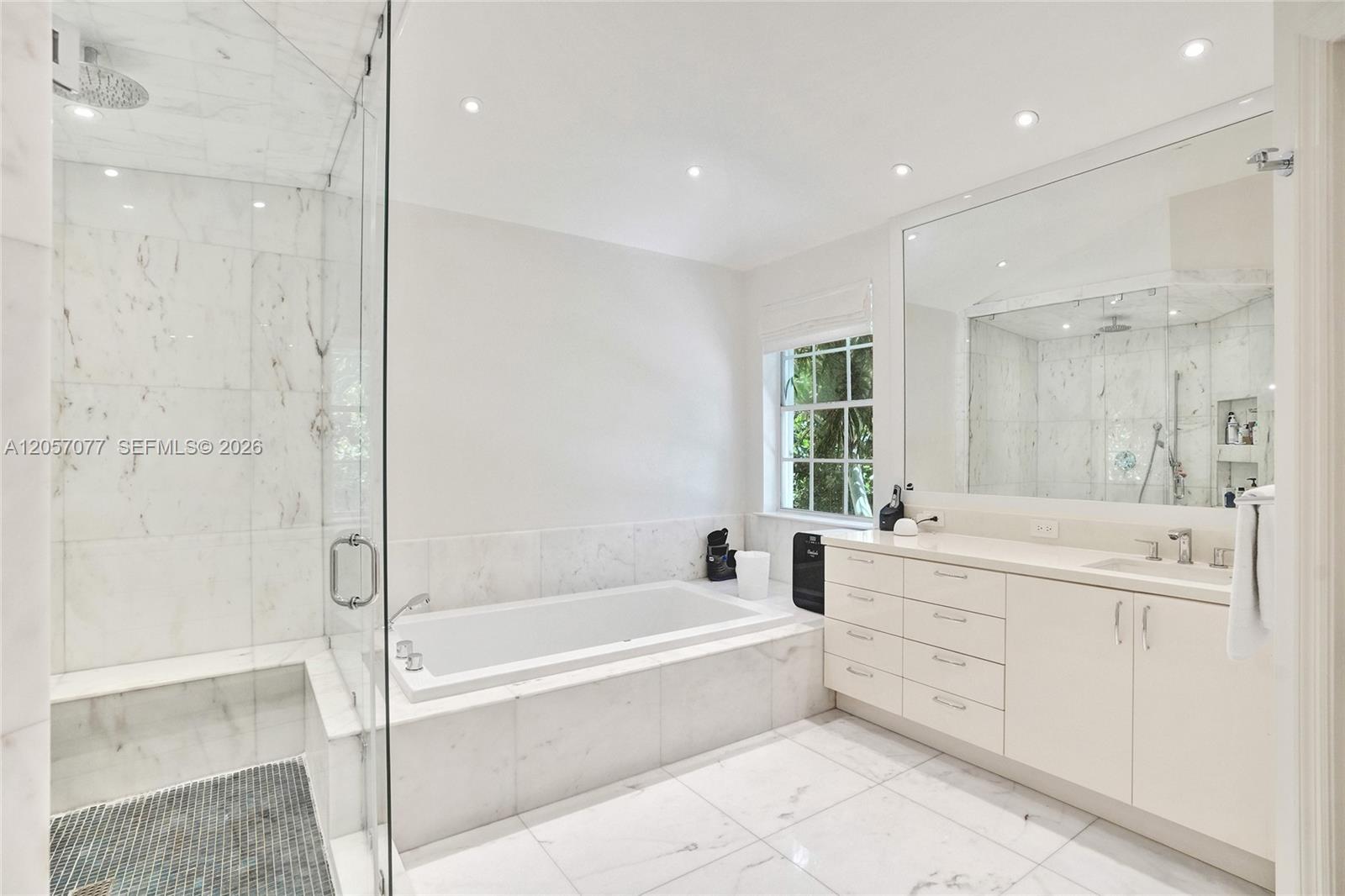 Photo of 3690 199th St (3690), Aventura, Florida, 33180 -