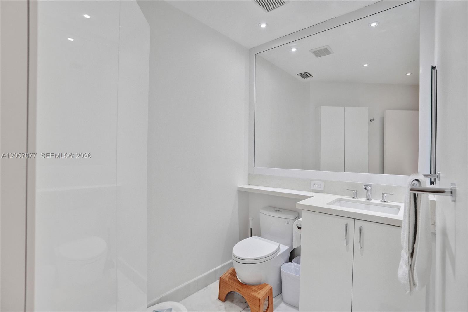 Photo of 3690 199th St (3690), Aventura, Florida, 33180 -