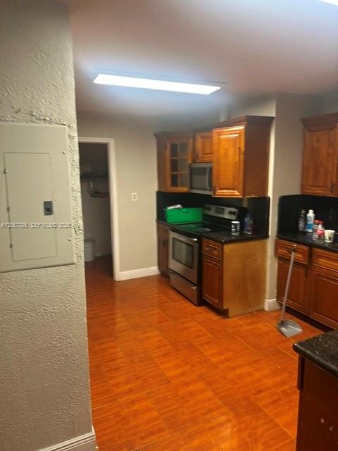   /  3693 sq. ft. $ 2026-07-21 0 foto
