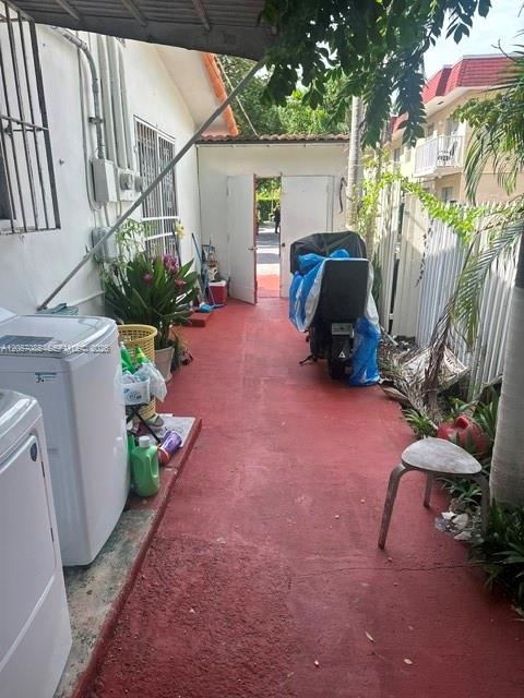   /  3693 sq. ft. $ 2026-07-21 0 foto