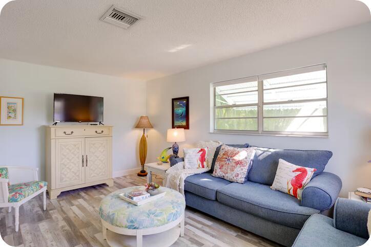   / 0 2775 sq. ft. $ 2026-07-22 0 foto