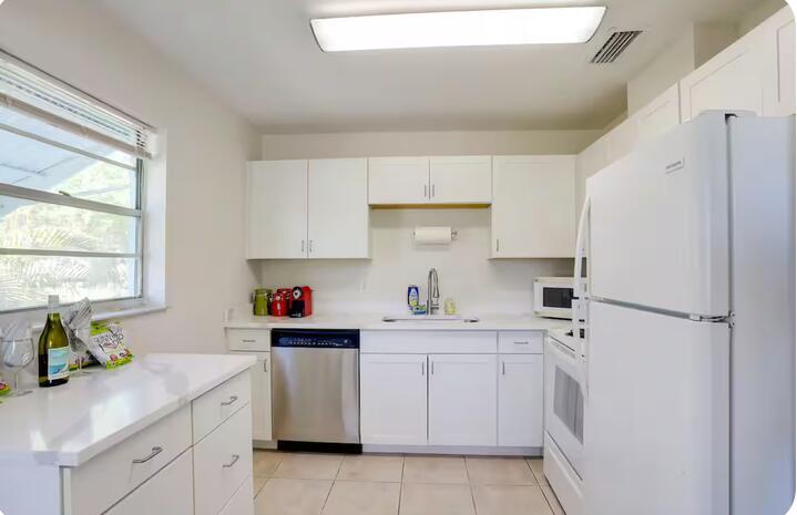   / 0 2775 sq. ft. $ 2026-07-22 0 foto