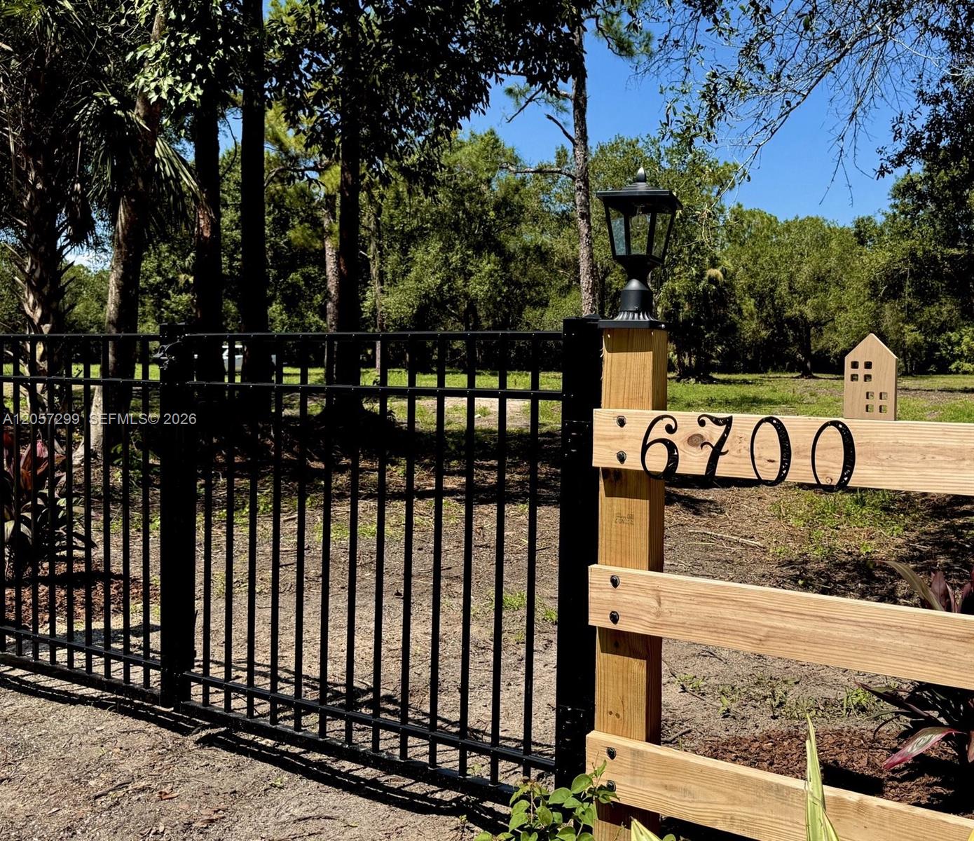 Ver detalles / sq. ft. $ 2026-07-21 0 foto