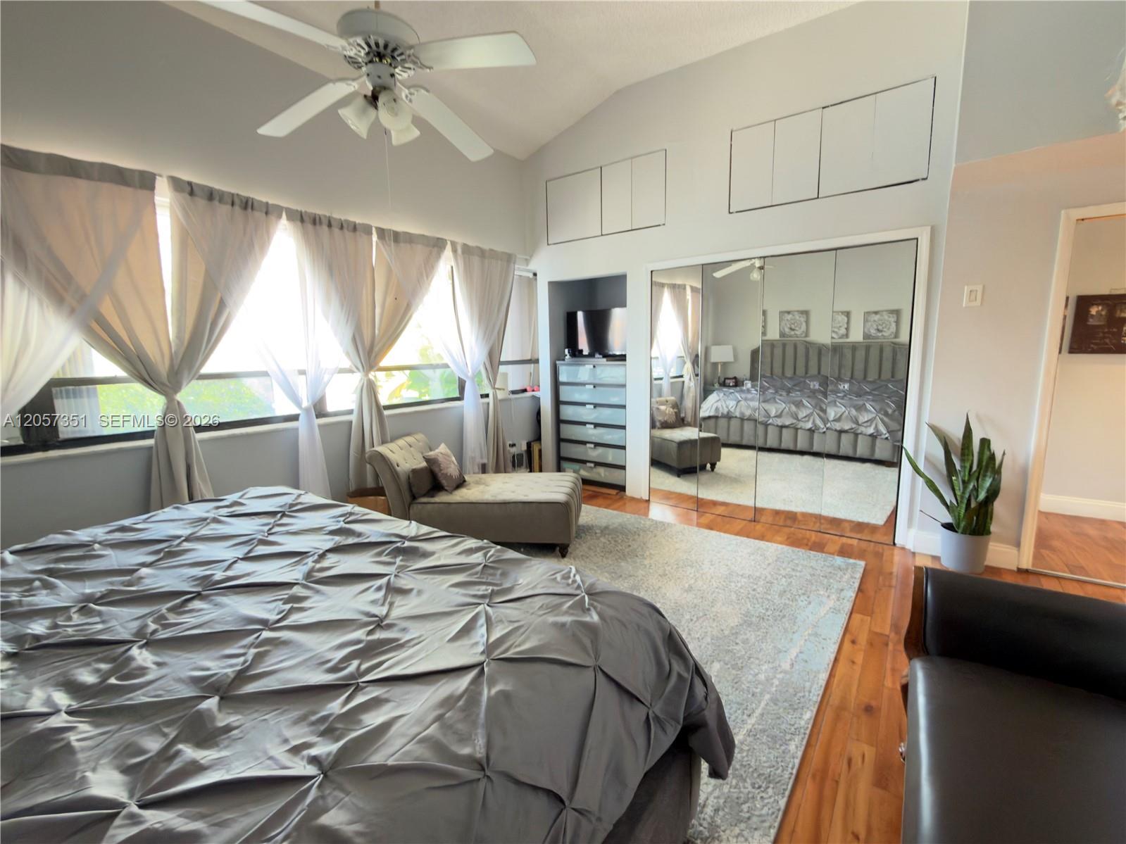 Photo of 329 Poinciana Dr  #909, Sunny Isles Beach, Florida, 33160 - 