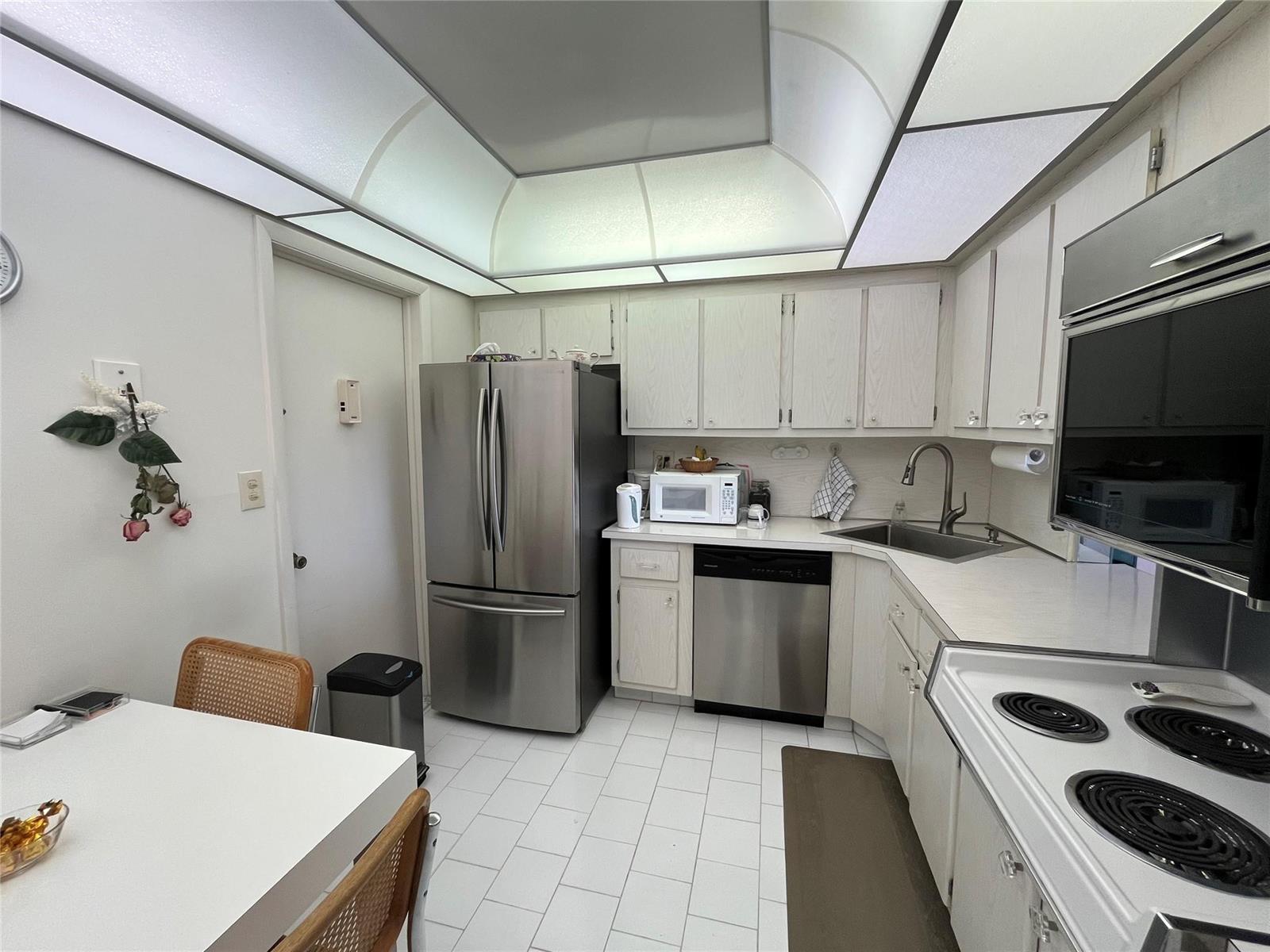 Photo of 1400 OCEAN #707, Hollywood, Florida, 33019 - Photo 5