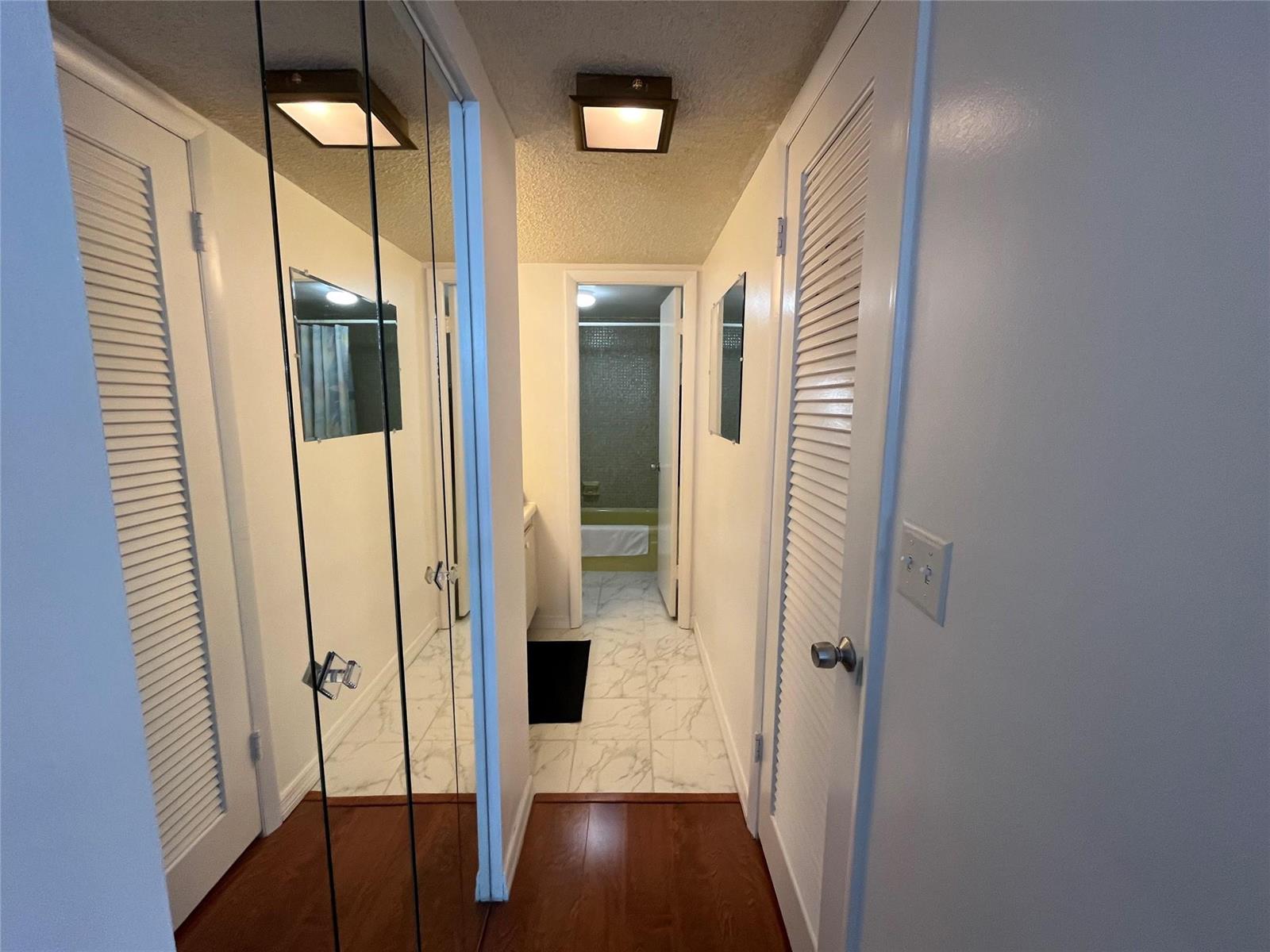 Photo of 1400 OCEAN #707, Hollywood, Florida, 33019 - Photo 7