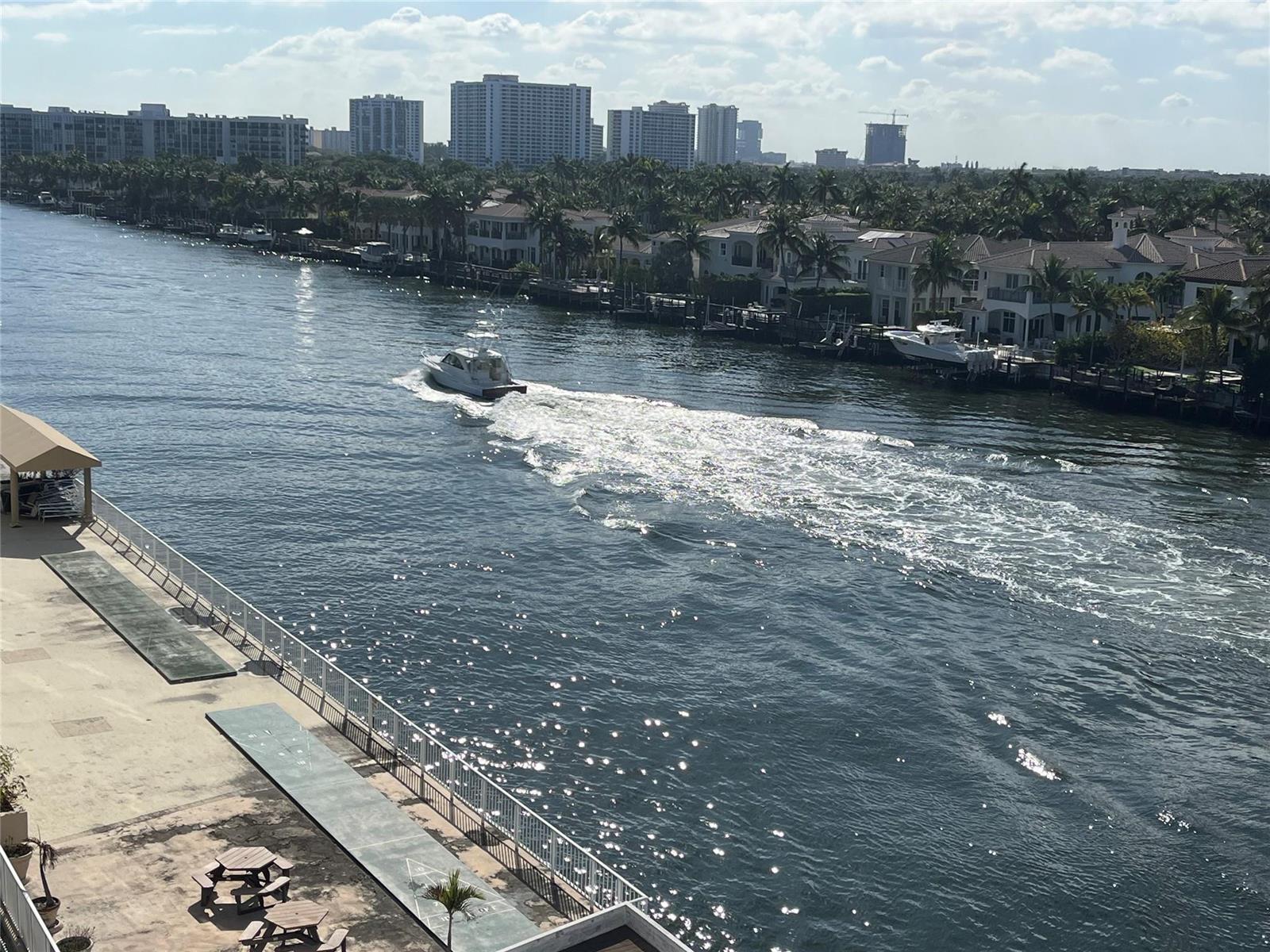 Photo of 1400 OCEAN #707, Hollywood, Florida, 33019 - Photo 10