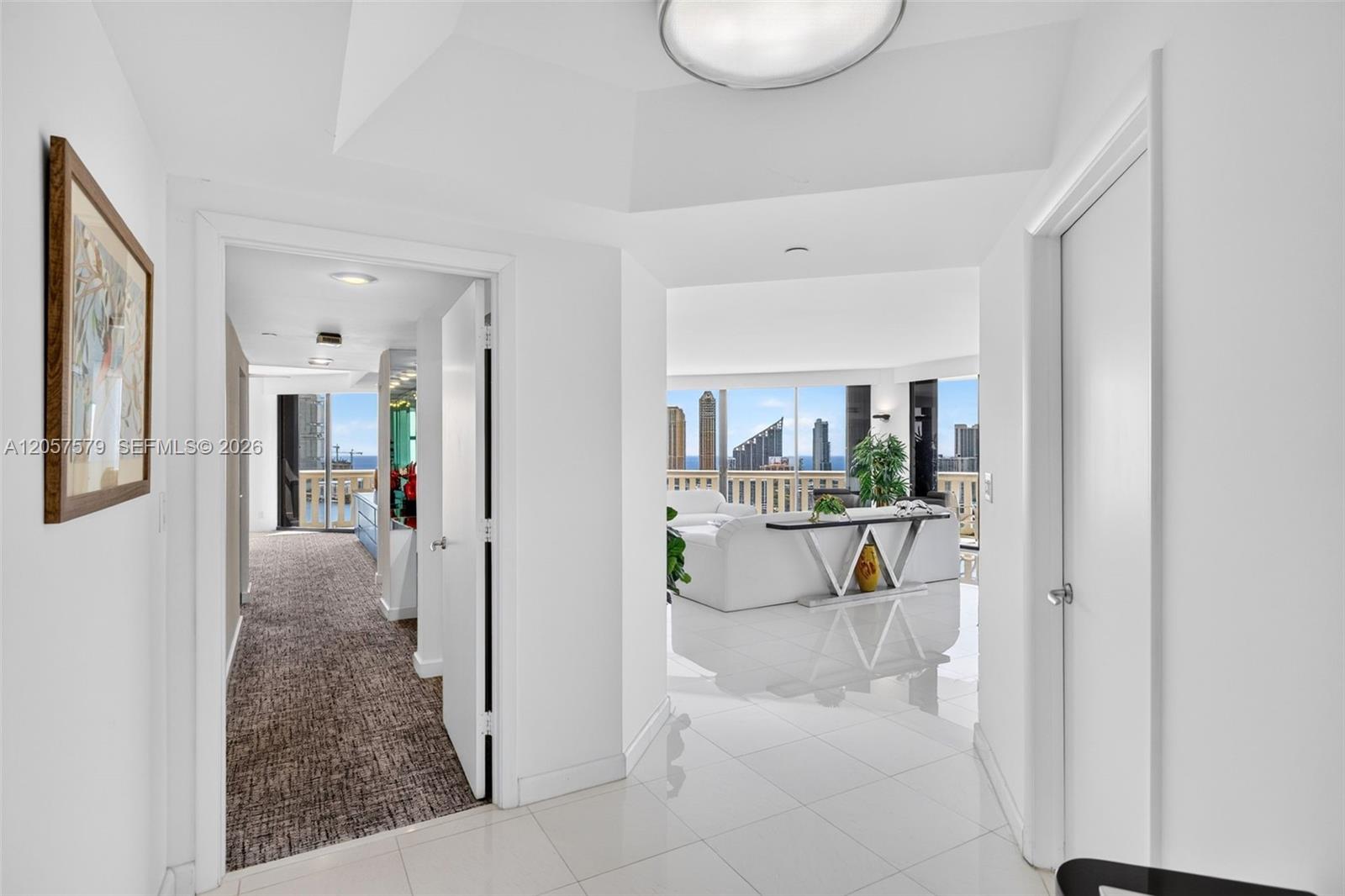 Ver detalles 2506 2 / 3 2154 sq. ft. $ 2026-07-21 0 foto