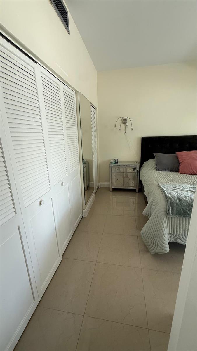 122 0 / 1 598 sq. ft. $ 2026-08-26 0 Photo
