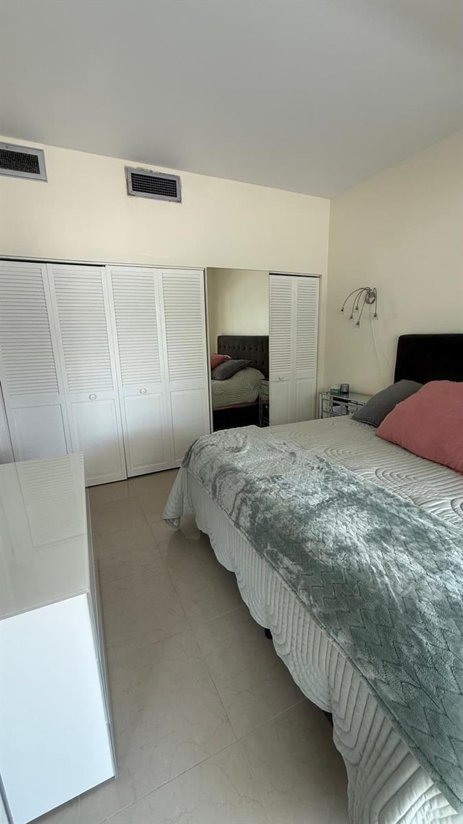 122 0 / 1 598 sq. ft. $ 2026-08-26 0 Photo