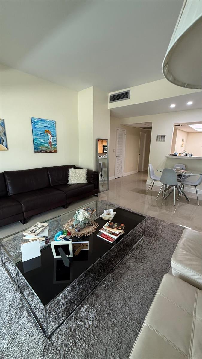 122 0 / 1 598 sq. ft. $ 2026-08-26 0 Photo