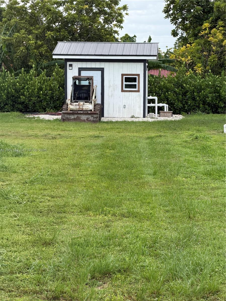   /   sq. ft. $ 2026-07-22 0 foto