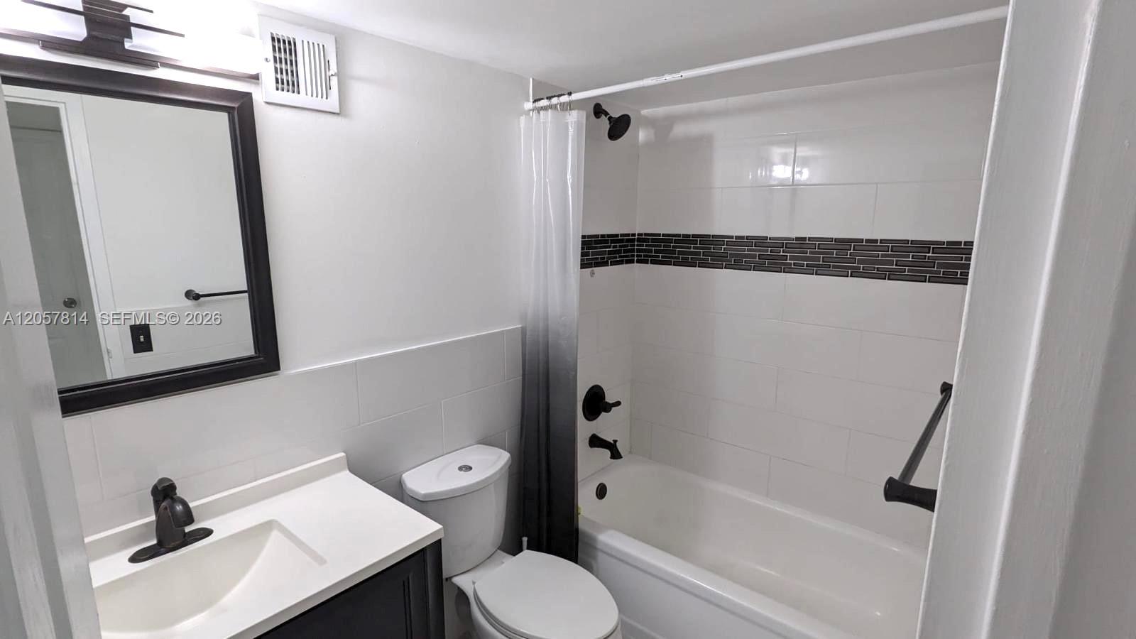 Photo of 851 Three Islands Blvd  #505, Hallandale Beach, Florida, 33009 - 