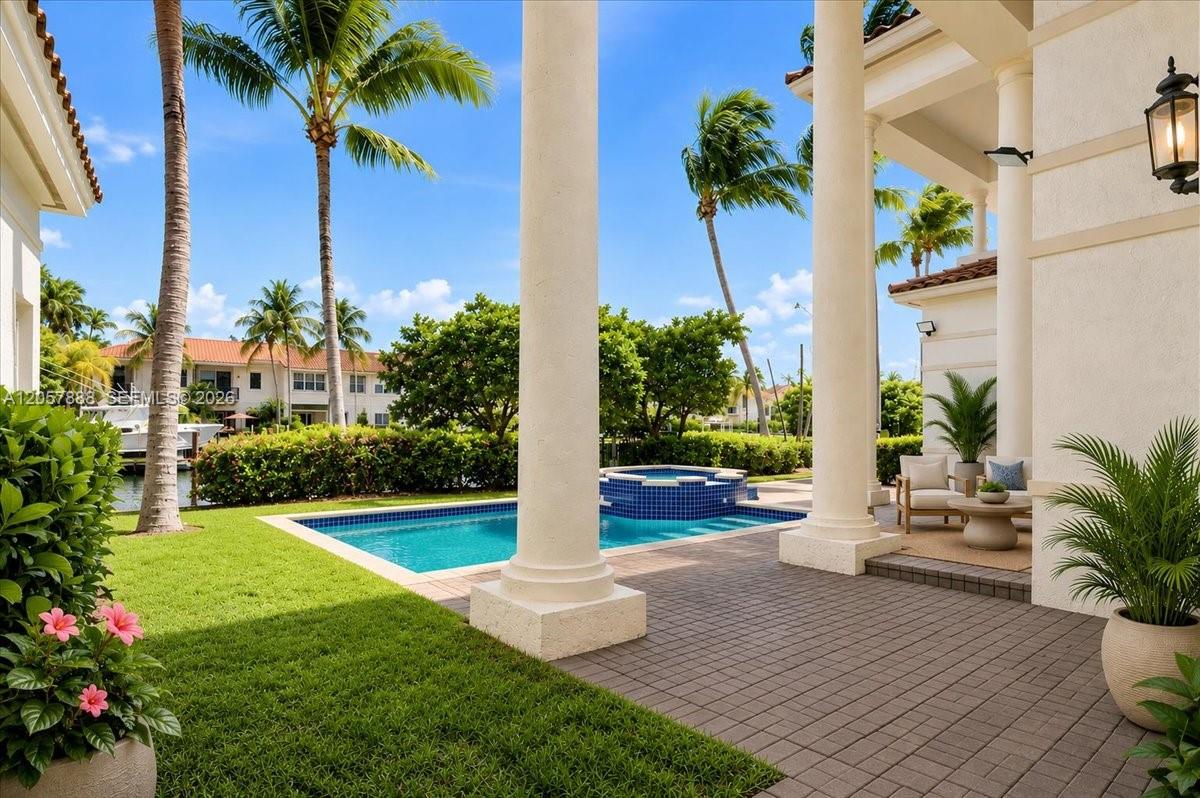 Photo of 996 Sanibel Dr (996), Hollywood, Florida, 33019 - STOP AND LOOK AT THE BEAUTY!