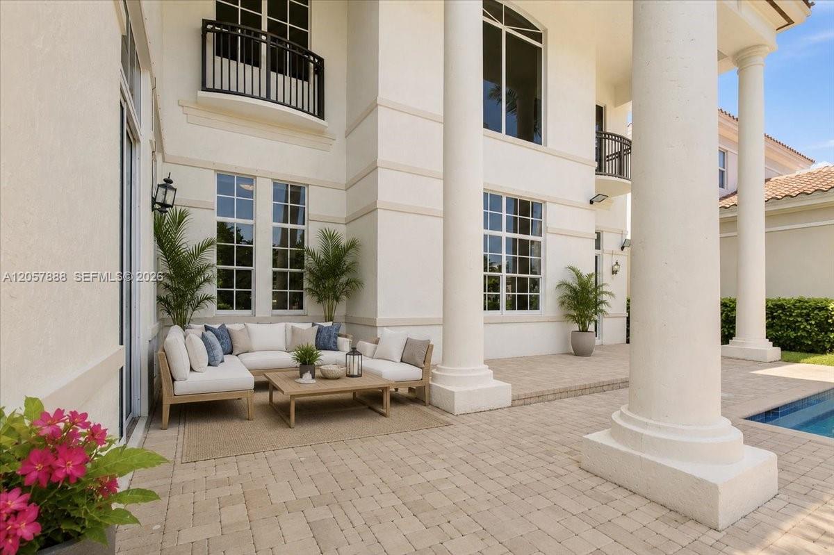 Photo of 996 Sanibel Dr (996), Hollywood, Florida, 33019 - MEDITERRANEAN STYLE AND ELEGANCE!