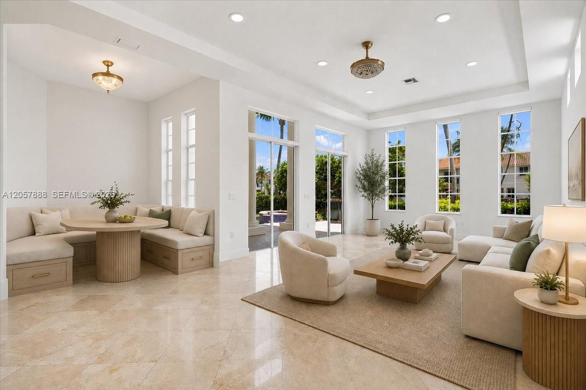 Photo of 996 Sanibel Dr (996), Hollywood, Florida, 33019 - OPEN, CLEAN AND SPACIOUS!