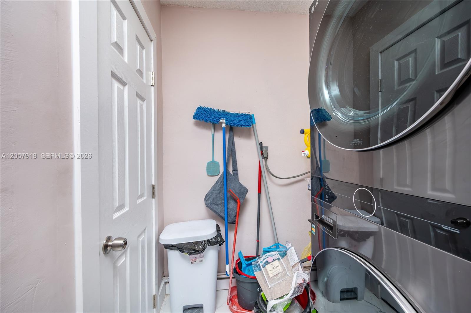 Ver detalles / 2578 sq. ft. $ 2026-07-22 0 foto