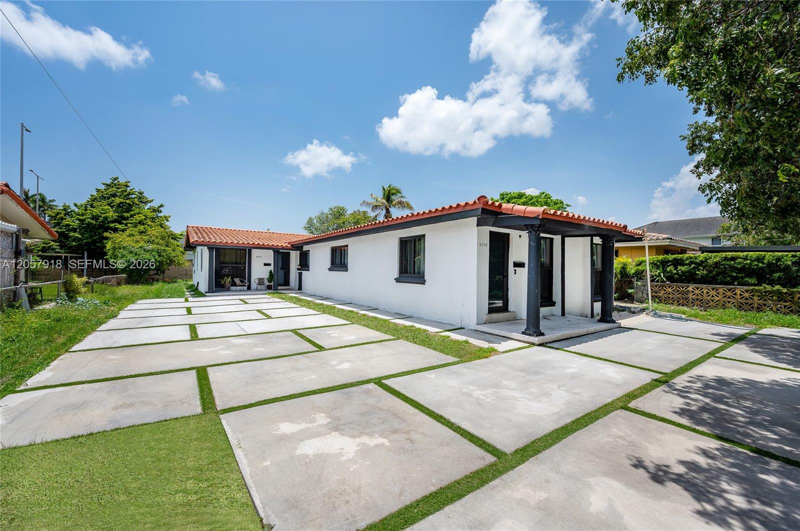 Ver detalles / 2578 sq. ft. $ 2026-07-22 0 foto
