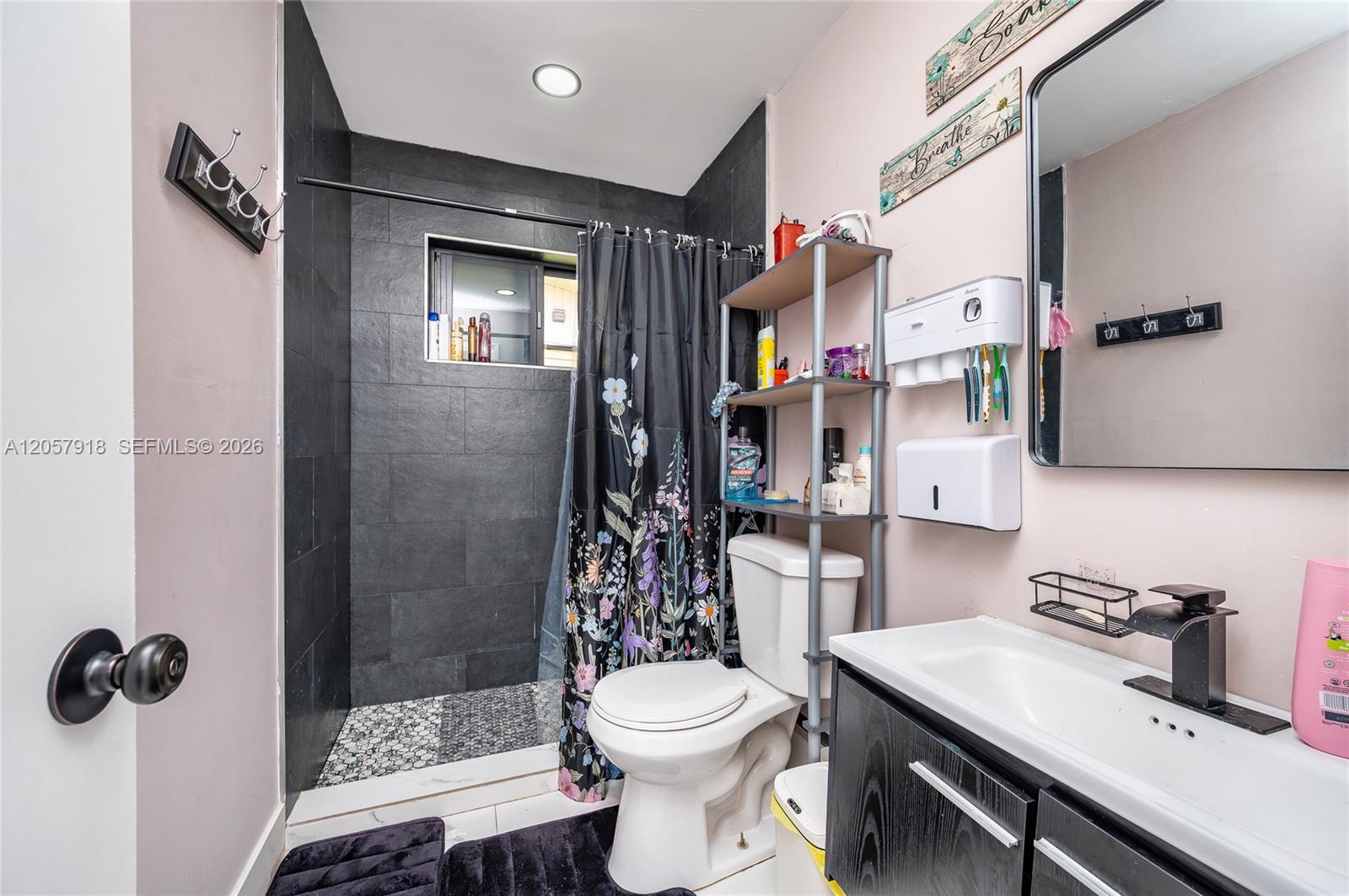 Ver detalles / 2578 sq. ft. $ 2026-07-22 0 foto