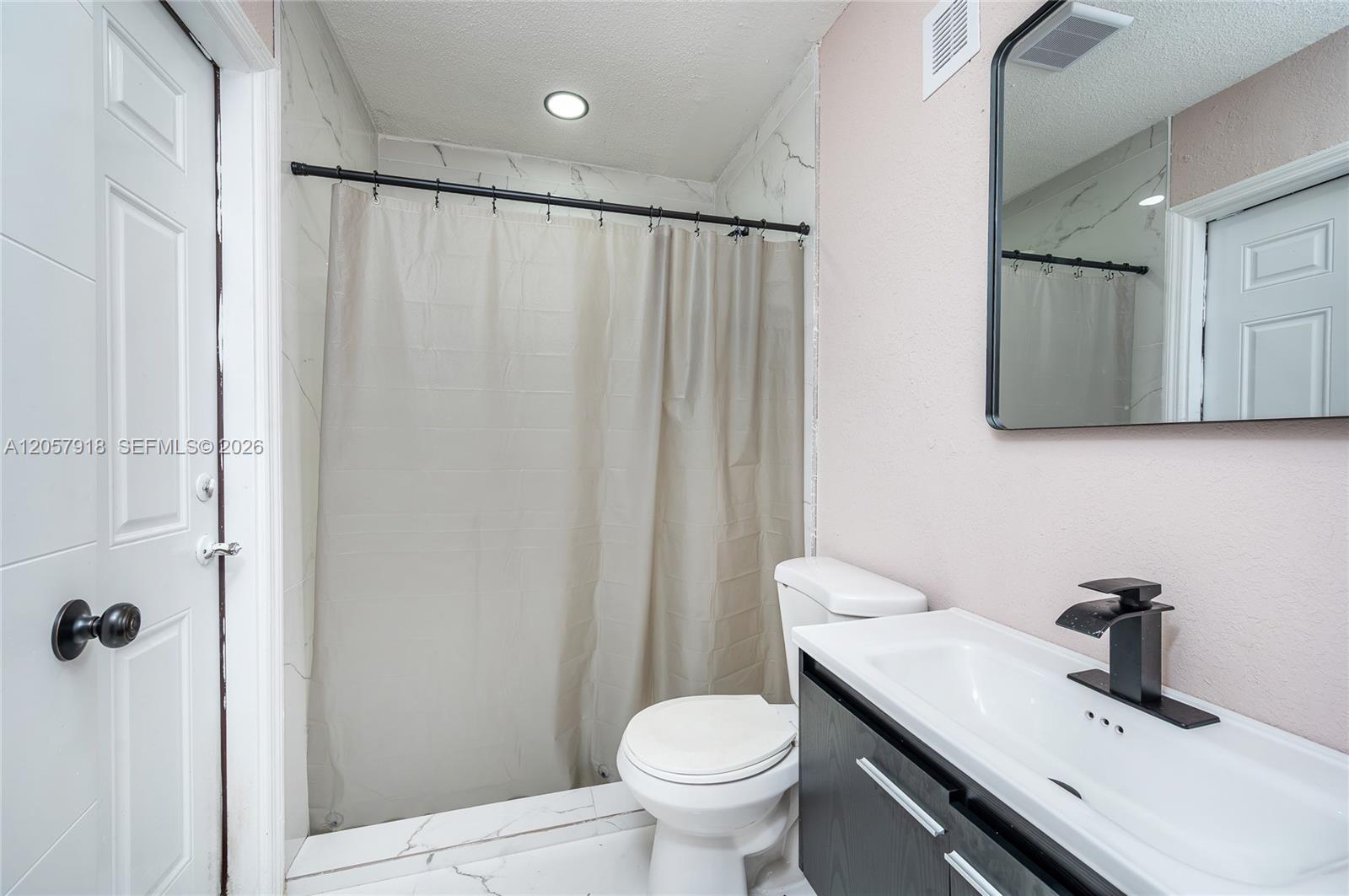 Ver detalles / 2578 sq. ft. $ 2026-07-22 0 foto