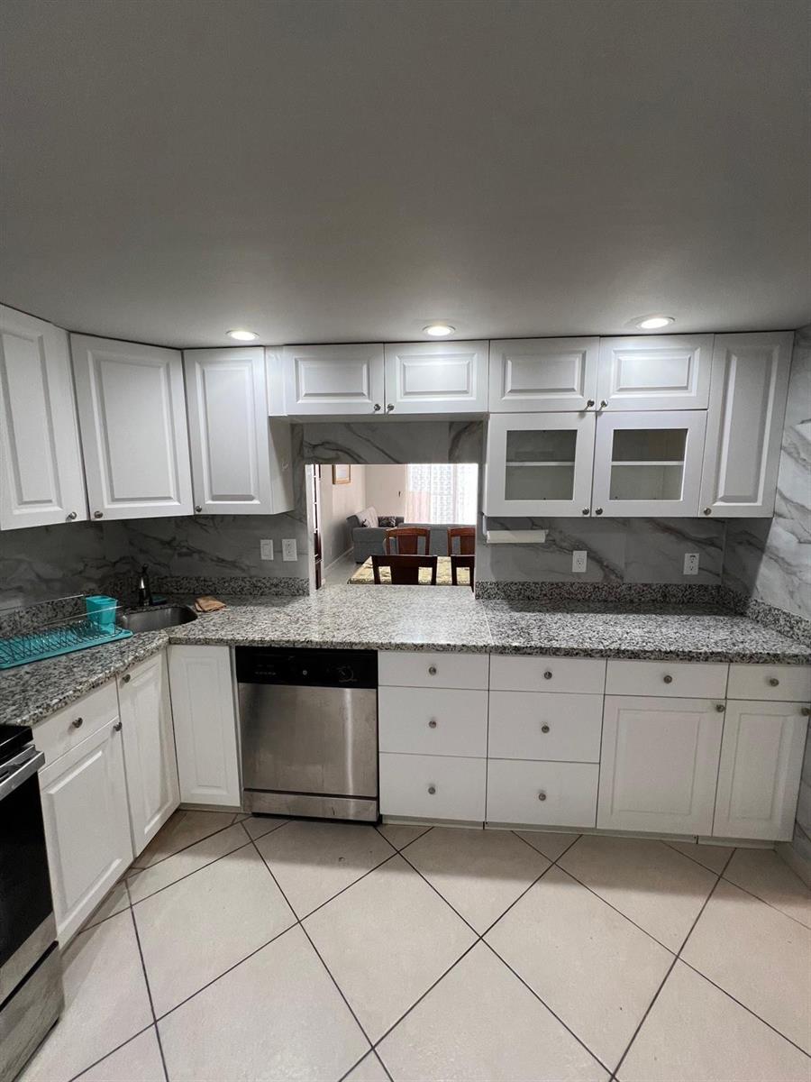 Photo of 1865 Ocean #17h, Hallandale Beach, Florida, 33009 - Photo 2