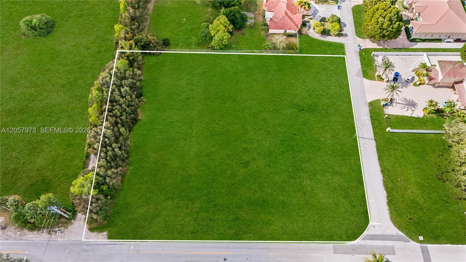 Ver detalles / sq. ft. $ 2026-07-22 0 foto