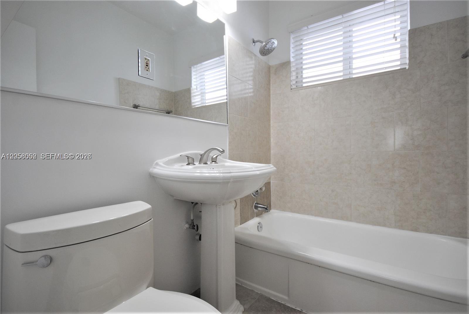 1-8  /   sq. ft. $ 2026-07-22 0 foto