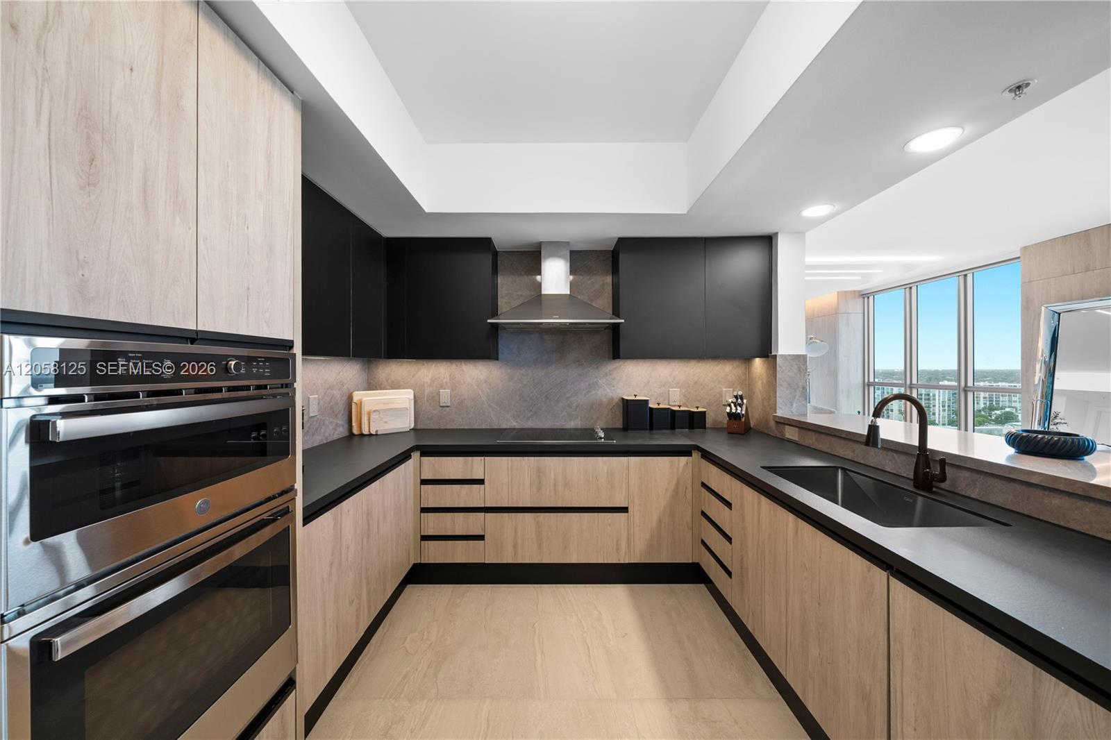 Photo of 3535 Ocean Dr  #1506, Hollywood, Florida, 33019 - 