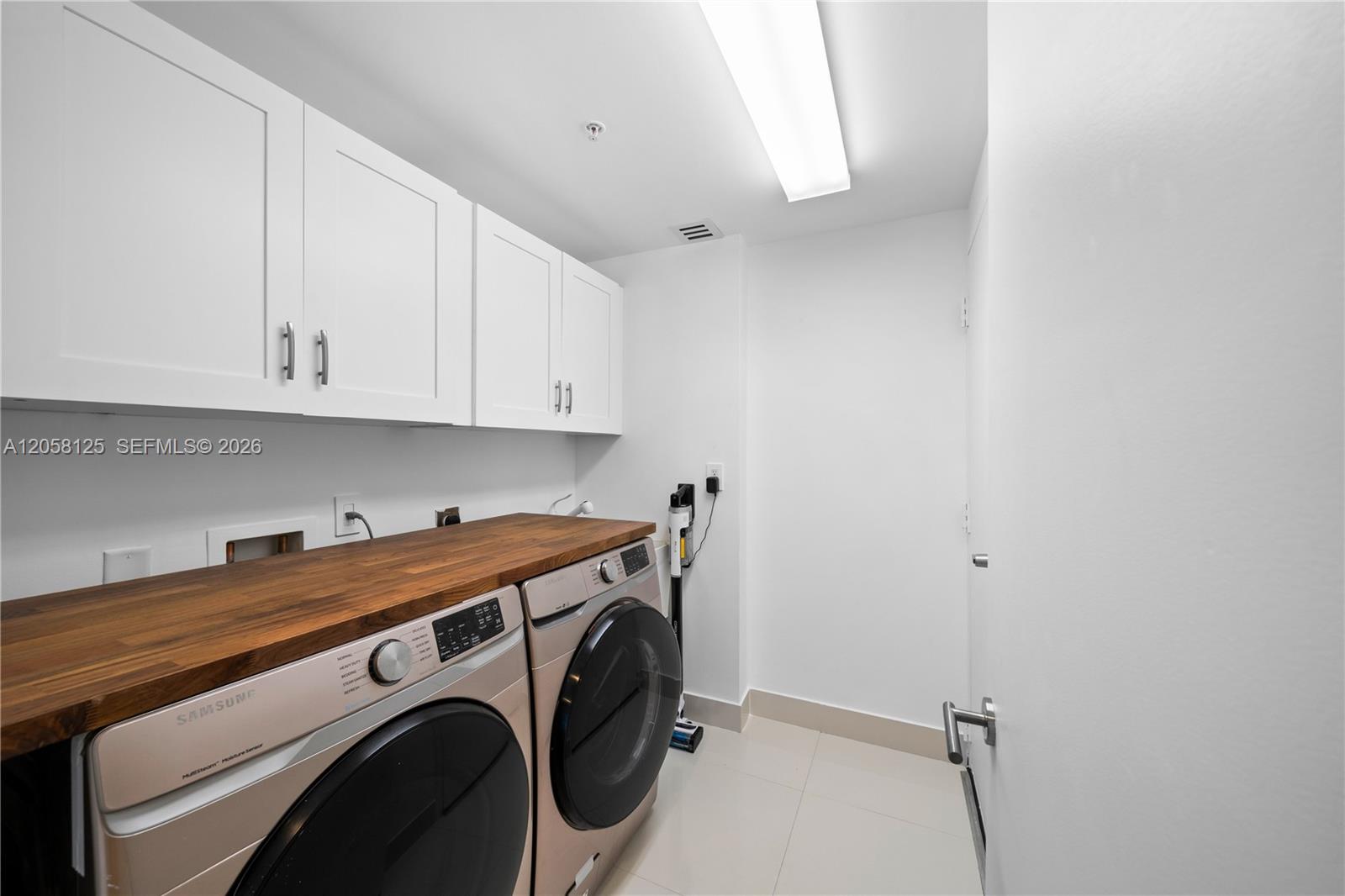 Photo of 3535 Ocean Dr  #1506, Hollywood, Florida, 33019 - 