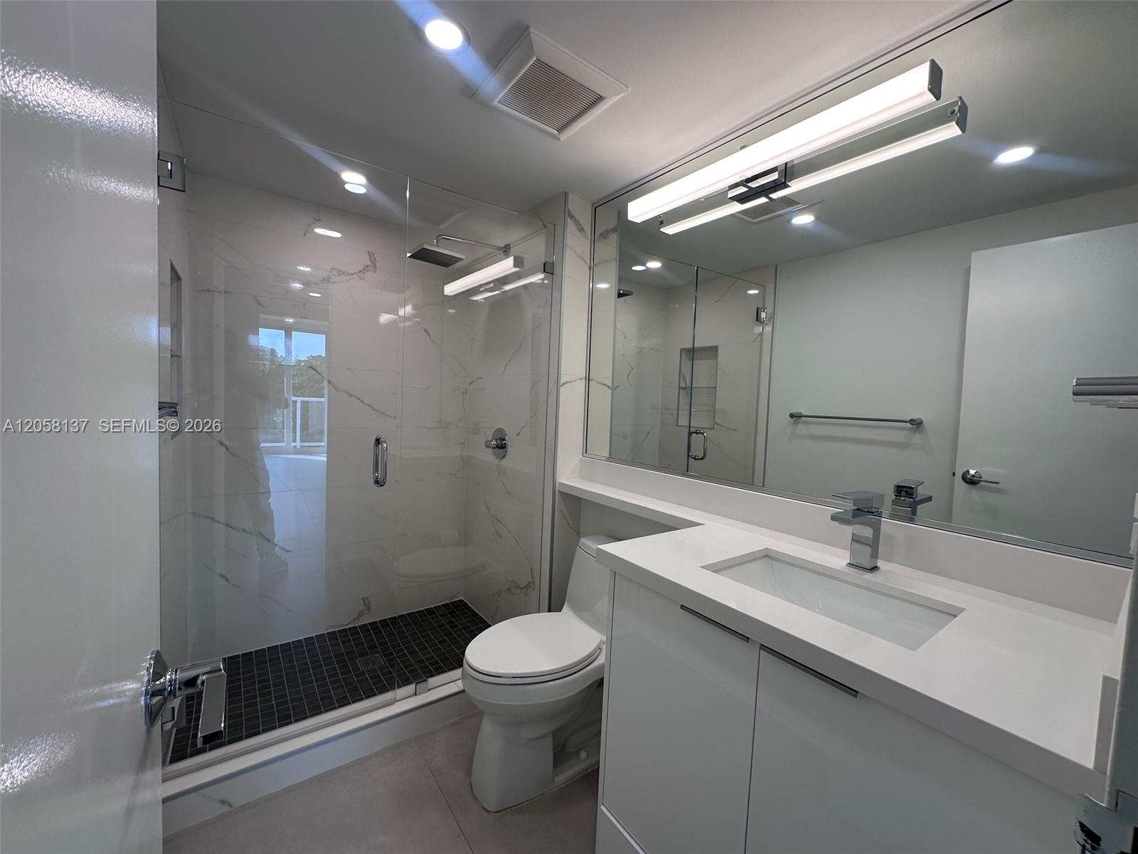 317 2 / 2 1521 sq. ft. $ 2026-07-22 0 foto