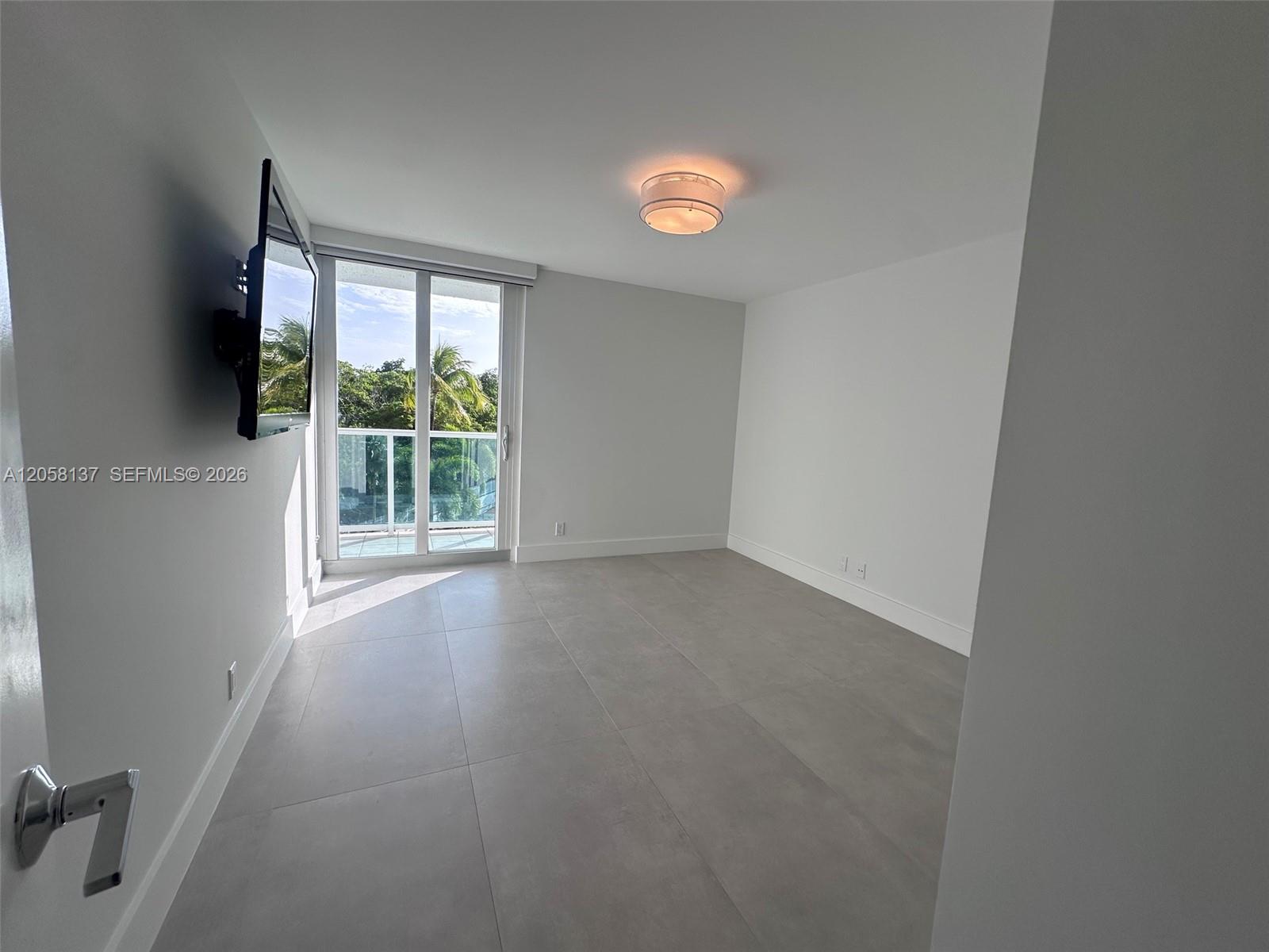 317 2 / 2 1521 sq. ft. $ 2026-07-22 0 foto