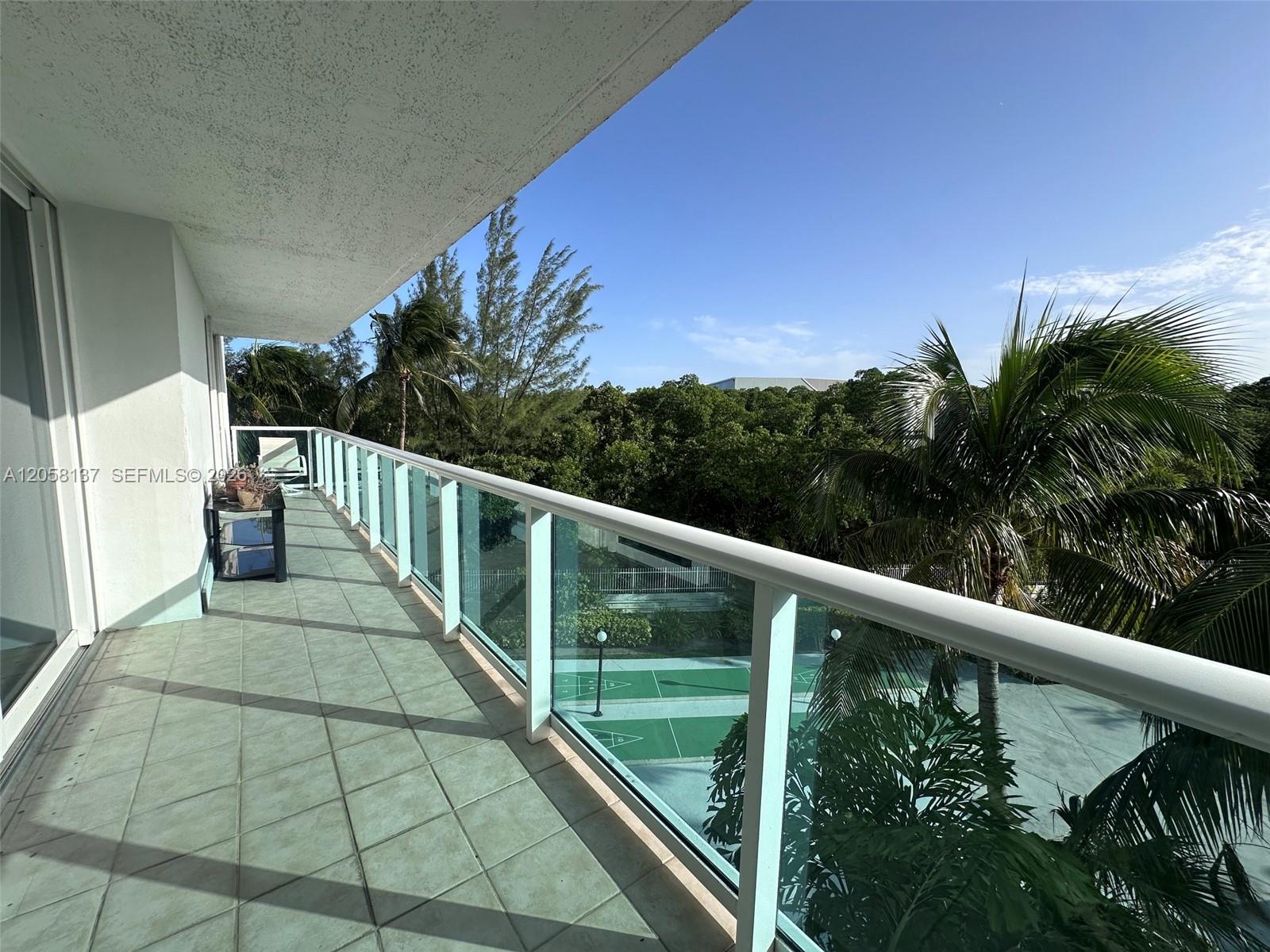 317 2 / 2 1521 sq. ft. $ 2026-07-22 0 foto