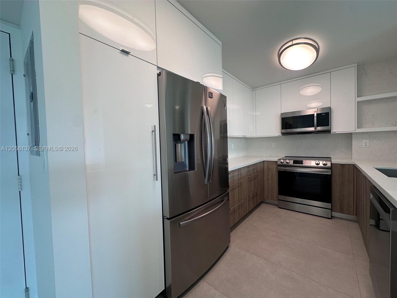317 2 / 2 1521 sq. ft. $ 2026-07-22 0 foto