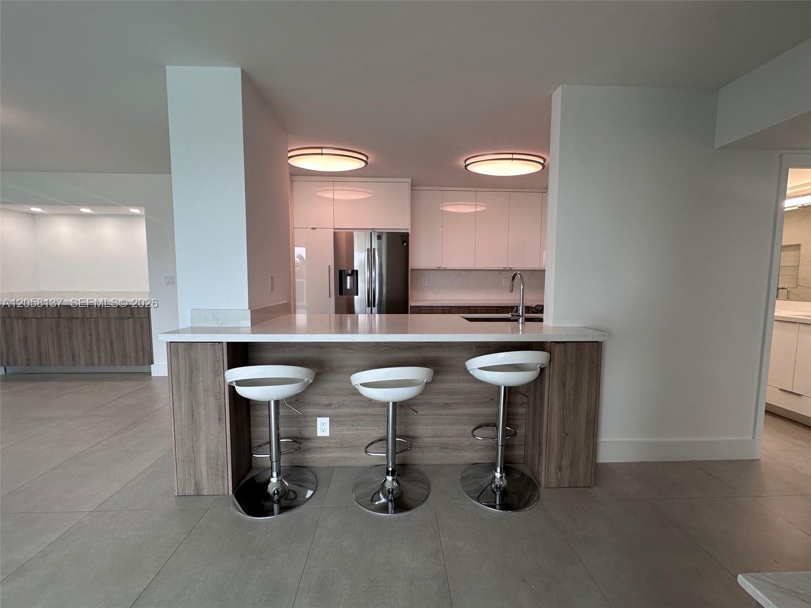317 2 / 2 1521 sq. ft. $ 2026-07-22 0 foto